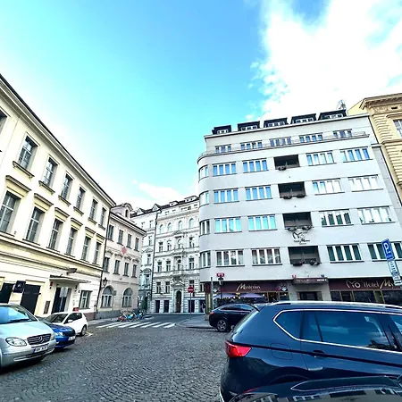 Daire Old Town House